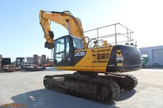 2014 JCB JS290LC crawler excavator, rear three-quarter view