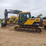 2021 Volvo EC140DLC excavator side view 2021 Volvo EC140DLC excavator side view