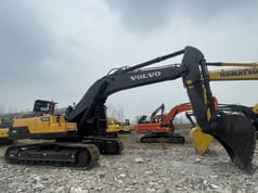 2024 Volvo EC360DL crawler excavator side view 2024 Volvo EC360DL crawler excavator side view