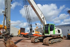 2015 Liebherr R946LC-V crawler excavator, side view