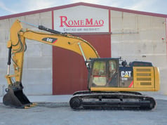 2015 Caterpillar 329ELN crawler excavator, side profile view 2015 Caterpillar 329ELN crawler excavator, side profile view