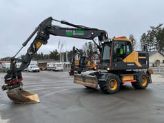 2017 Volvo EW160E wheel excavator, side profile view 2017 Volvo EW160E wheel excavator, side profile view