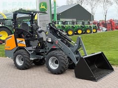 2026 Giant G2700 HD mini excavator, front three-quarter view