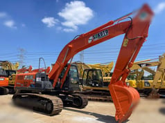 2020 Hitachi Zaxis 200 crawler excavator, side view
