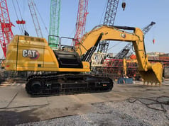 2021 Caterpillar 349D crawler excavator, side view