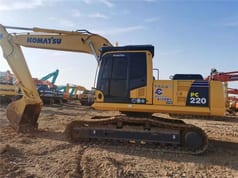 Komatsu PC220 crawler excavator, side view
