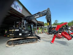 JCB 150X LC crawler excavator side view
