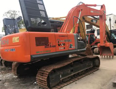 2015 Hitachi 240G crawler excavator, rear three-quarter view