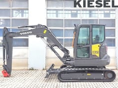 2023 Volvo ECR58F mini excavator side view 2023 Volvo ECR58F mini excavator side view