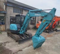 2018 Kobelco SK55SR crawler excavator, side view