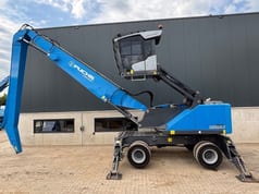 2022 Fuchs MHL350F material handler, side view