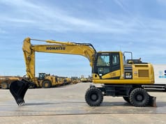 2019 Komatsu PW180-11 wheel excavator, side profile view 2019 Komatsu PW180-11 wheel excavator, side profile view