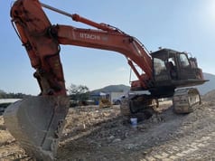 2010 Hitachi ZX470-3 crawler excavator, side profile view