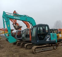 2018 Kobelco SK75-8 crawler excavator, side view 2018 Kobelco SK75-8 crawler excavator, side view