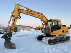 2006 Hyundai R140LC-7 crawler excavator, side view