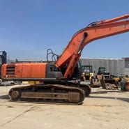 2016 Hitachi Zaxis 360 crawler excavator, side profile view 2016 Hitachi Zaxis 360 crawler excavator, side profile view