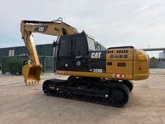 Pelle sur chenilles Caterpillar 320D2L de 2020, vue de côté Pelle sur chenilles Caterpillar 320D2L de 2020, vue de côté