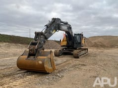 2023 Volvo EC380EL crawler excavator, front three-quarter view 2023 Volvo EC380EL crawler excavator, front three-quarter view