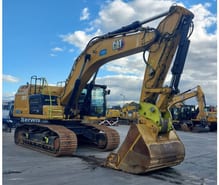 2021 Caterpillar 352 crawler excavator, side view