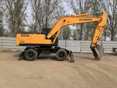 2018 Hyundai R210W-7 wheel excavator side view