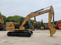 2023 Caterpillar 320GC crawler excavator side view 2023 Caterpillar 320GC crawler excavator side view
