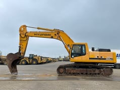 2005 Hyundai R360LC-7 crawler excavator, side profile view