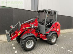 2021 Weidemann 1390 DELUXE mini excavator, three-quarter view 2021 Weidemann 1390 DELUXE mini excavator, three-quarter view