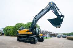 2026 Hyundai HX505L crawler excavator, side profile view 2026 Hyundai HX505L crawler excavator, side profile view