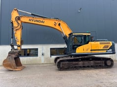 2019 Hyundai HX300L crawler excavator, side view