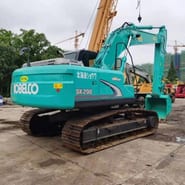 2018 Kobelco SK200 crawler excavator, rear three-quarter view