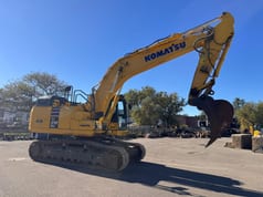 2022 Komatsu PC210 NLC-11 excavator, side profile view 2022 Komatsu PC210 NLC-11 excavator, side profile view