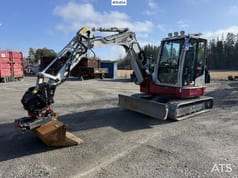 2022 Takeuchi TB257FR crawler excavator, side profile view 2022 Takeuchi TB257FR crawler excavator, side profile view