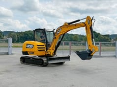 2013 JCB 8061 CTS mini excavator, side view 2013 JCB 8061 CTS mini excavator, side view
