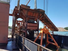 2000 Amphibious Excavator 3,5M³ - close-up view of dredging equipment