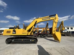 2023 Komatsu PC350 crawler excavator, side profile view 2023 Komatsu PC350 crawler excavator, side profile view