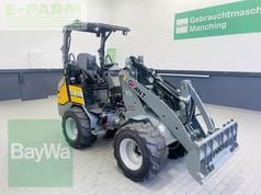 2023 Giant G2200E mini excavator, three-quarter front view