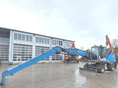 2014 Fuchs MHL 820 D E material handler, side view