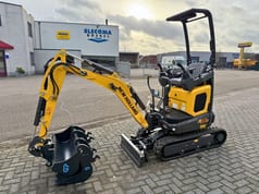 2025 New Holland E14D mini excavator, side view 2025 New Holland E14D mini excavator, side view