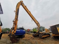 1996 Liebherr R942 HD-SL LITRONIC crawler excavator, side view 1996 Liebherr R942 HD-SL LITRONIC crawler excavator, side view