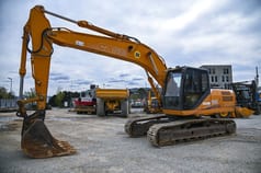 2007 CASE CX210B NLC crawler excavator, side view