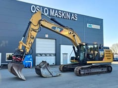 2014 Caterpillar 324EL crawler excavator side view 2014 Caterpillar 324EL crawler excavator side view