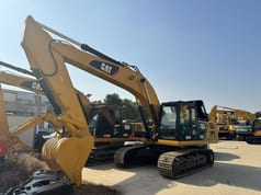 2020 Caterpillar 330D crawler excavator, side view