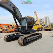 2021 Volvo EC300DL crawler excavator, front three-quarter view 2021 Volvo EC300DL crawler excavator, front three-quarter view