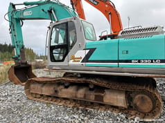 2002 Kobelco SK330LC-6E crawler excavator side view