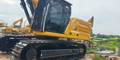 2022 Caterpillar 345GC crawler excavator side view 2022 Caterpillar 345GC crawler excavator side view