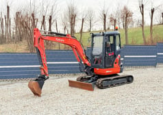 2015 Kubota U35-3&3 mini excavator, side view