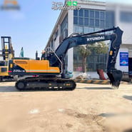 2023 Hyundai R220LC-9S crawler excavator side view