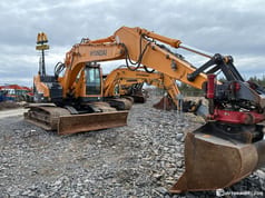 2012 Hyundai R235LCR-9 crawler excavator, front three-quarter view