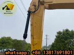 2023 Caterpillar 320 crawler excavator boom detail
