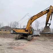 2018 Hyundai R305LC-9T crawler excavator, rear three-quarter view